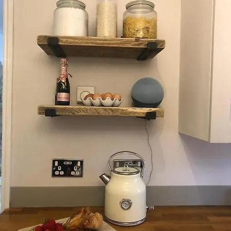 The Old 纳尔斯伯勒