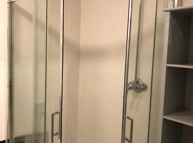 The Old * Knaresborough